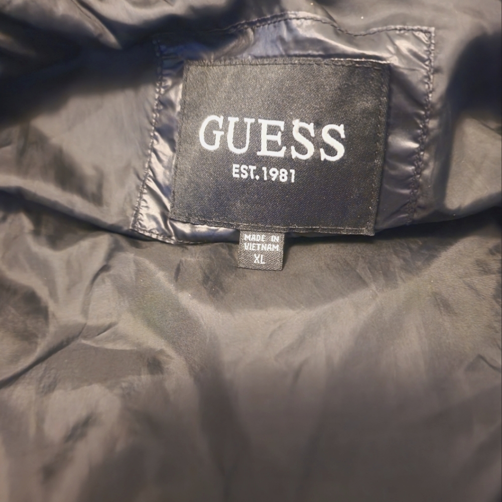 Guess puffy jacket - Picture 2 of 4